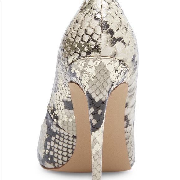 Steve Madden Snake Effect Pumps - Picture 4 of 7